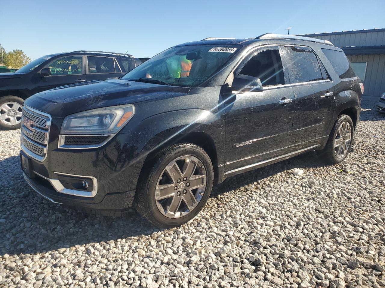 2015 GMC Acadia Denali, VIN 1GKKVTKD6FJ115463 — Пожар в салоне