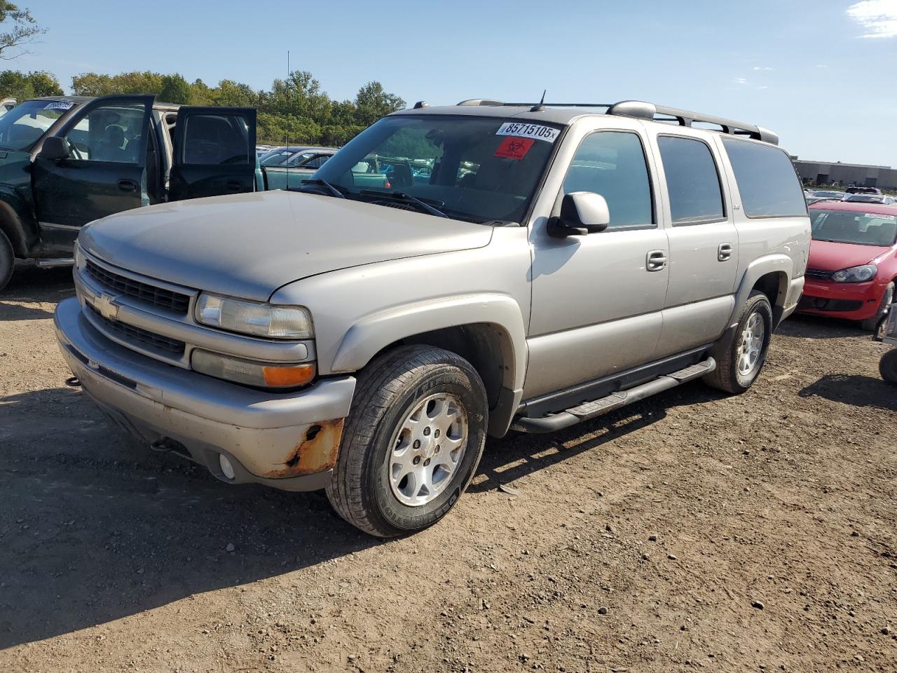 2005 Chevrolet Suburban LT, VIN 3GNFK16Z05G158669 — Minor dents and scratches
