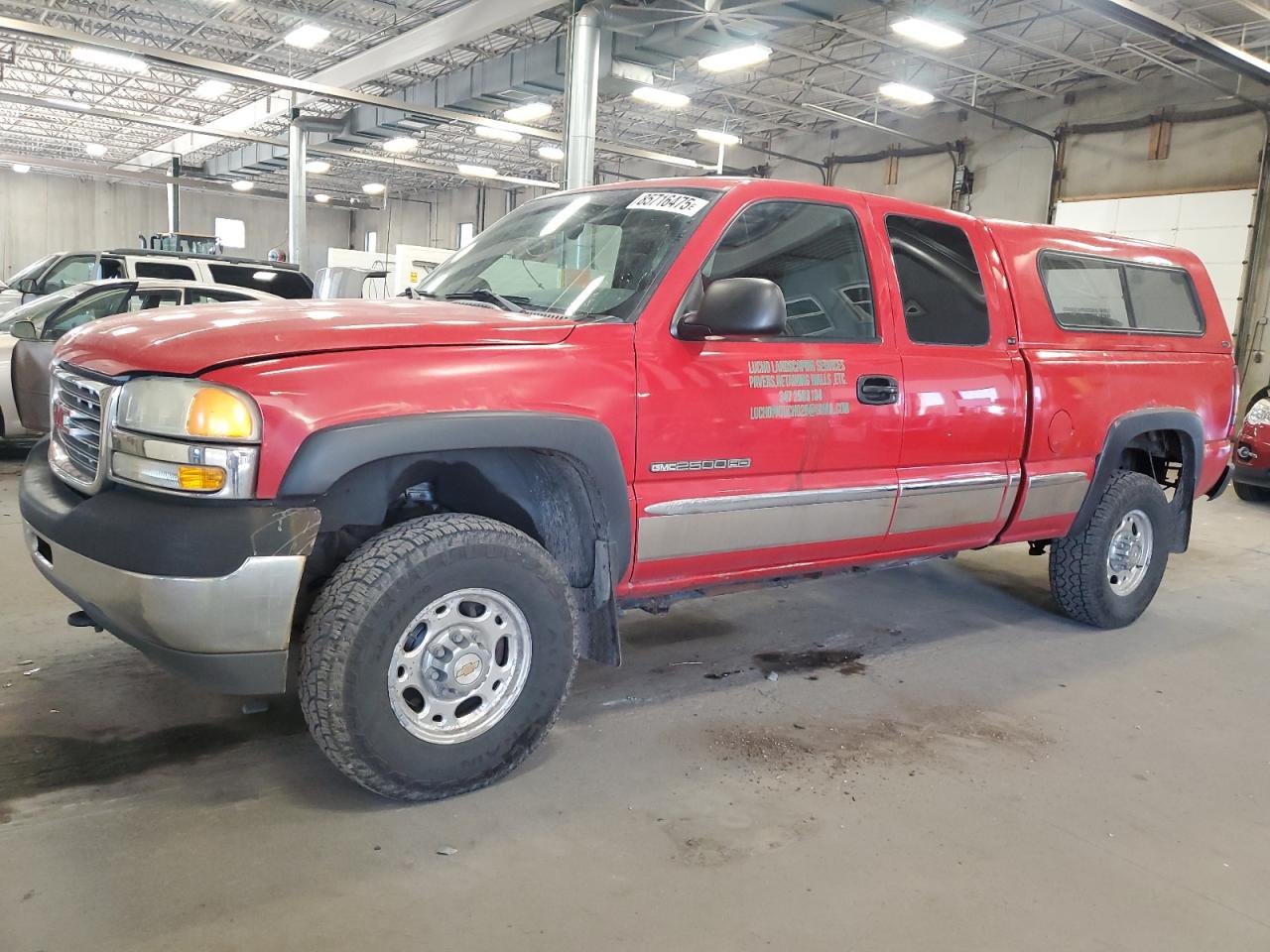 2002 GMC Sierra 2500HD SLE, VIN 1GTHK29U82Z318025 — Rear end