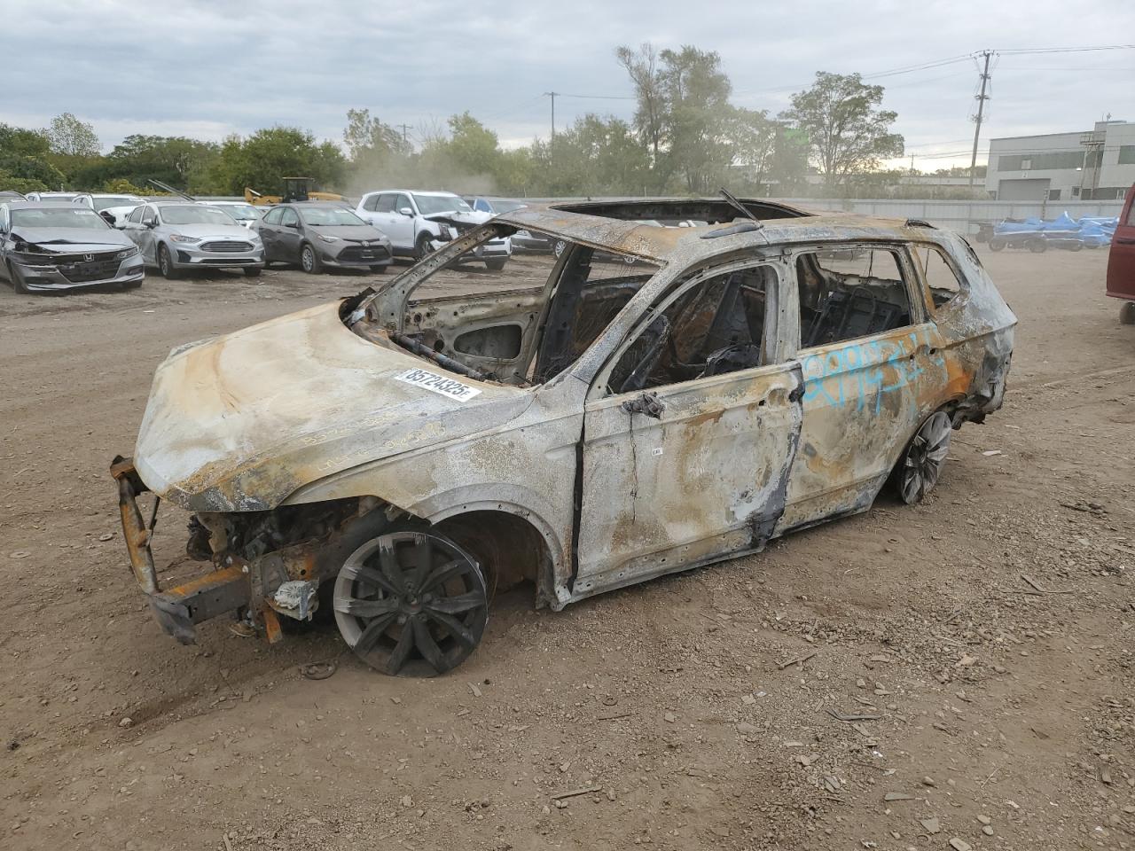 2024 Volkswagen Tiguan SE, VIN 3VVMB7AX6RM065298 — Burn