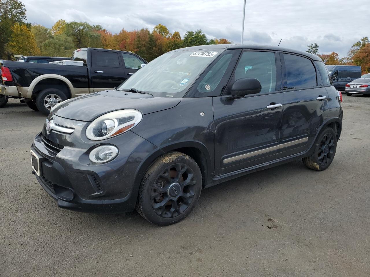 2015 FIAT 500L Urbana Trekking, VIN ZFBCFADH4FZ031907 — Front end