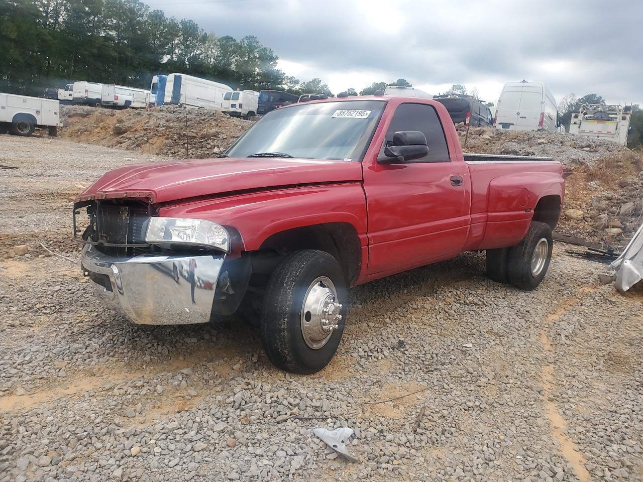 1996 Dodge 3500, VIN 1B7MC36C7TS525027 — Front end