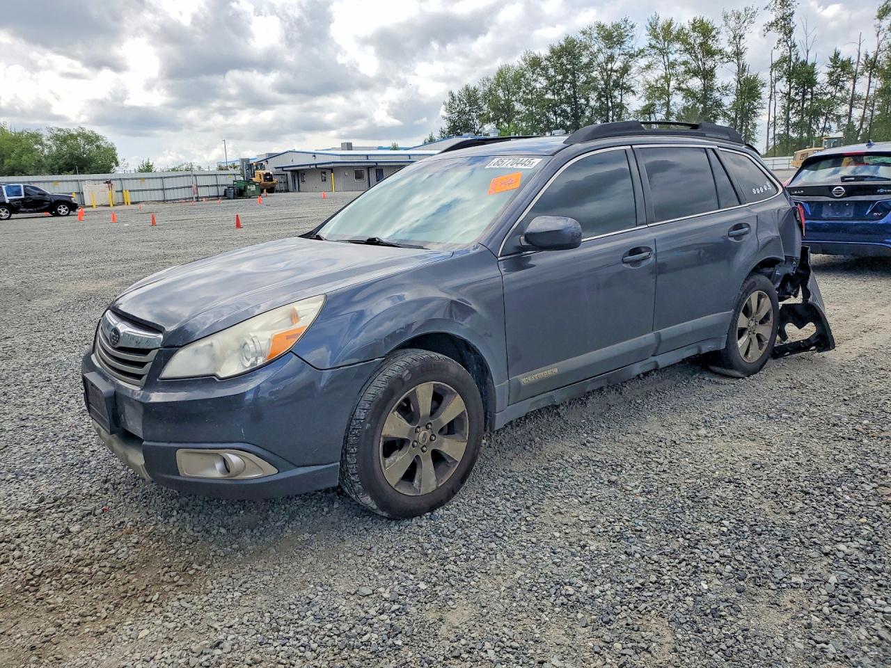 2012 Subaru Outback Limited, VIN 4S4BRBKC9C3259490 — Rear end