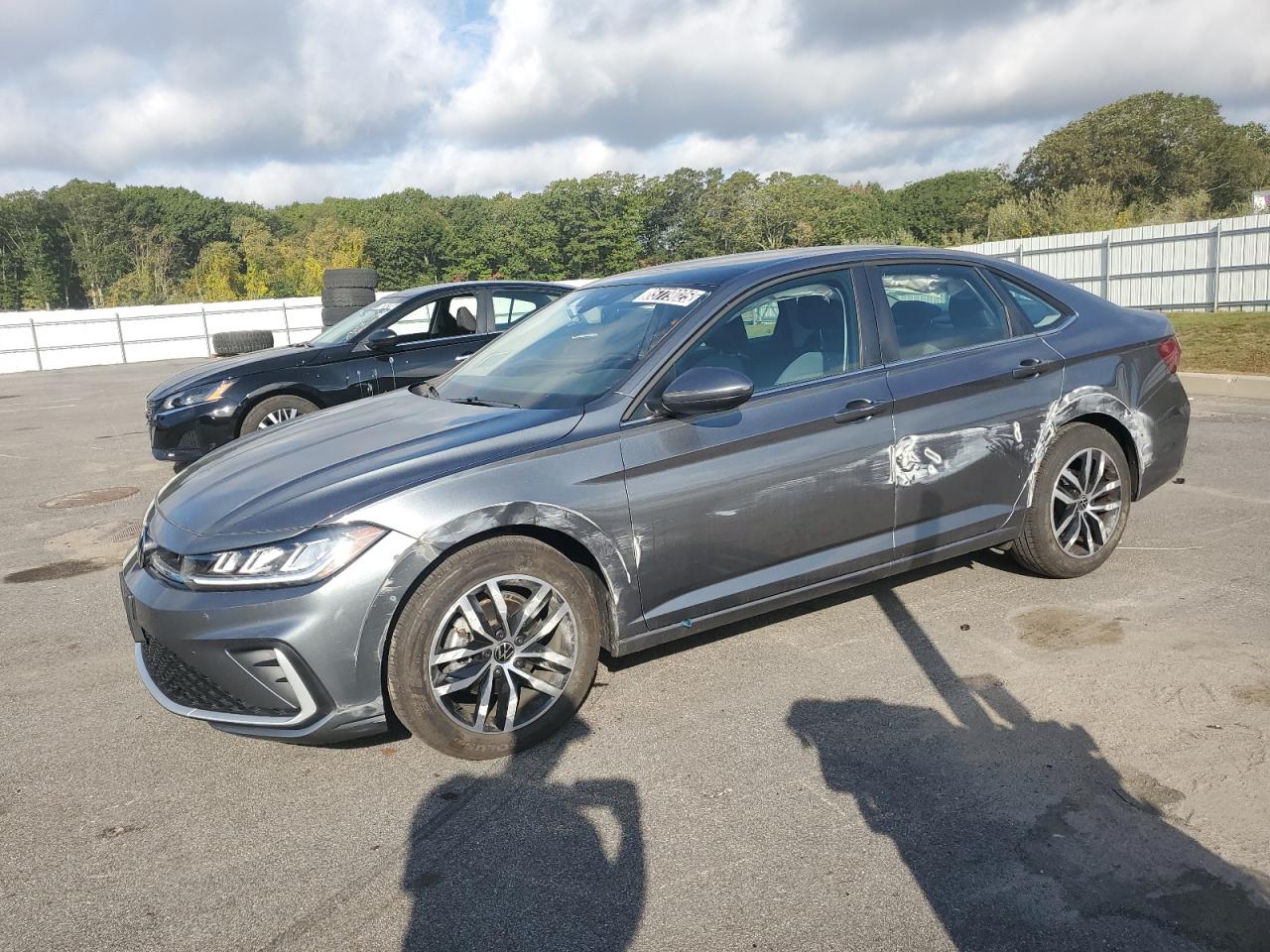 2025 Volkswagen Jetta SE, VIN 3VW7X7BU6SM047470 — Бок