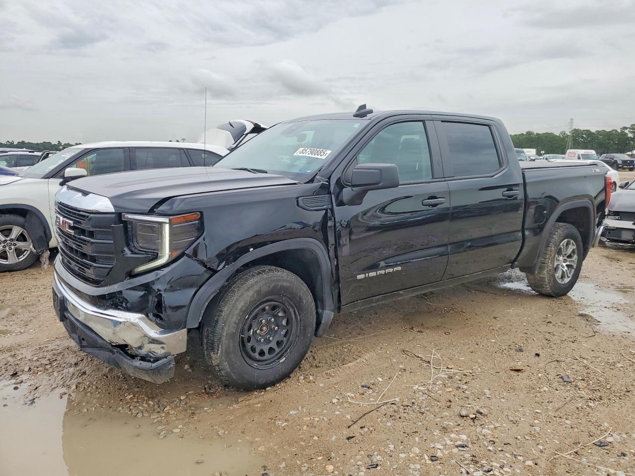 2024 GMC Sierra 1500 Pro, VIN 3GTUUAED2RG412503 — Front end