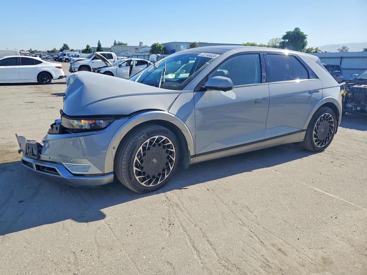 2022 Hyundai Ioniq 5 Limited, VIN KM8KRDAF2NU079904 — Front end