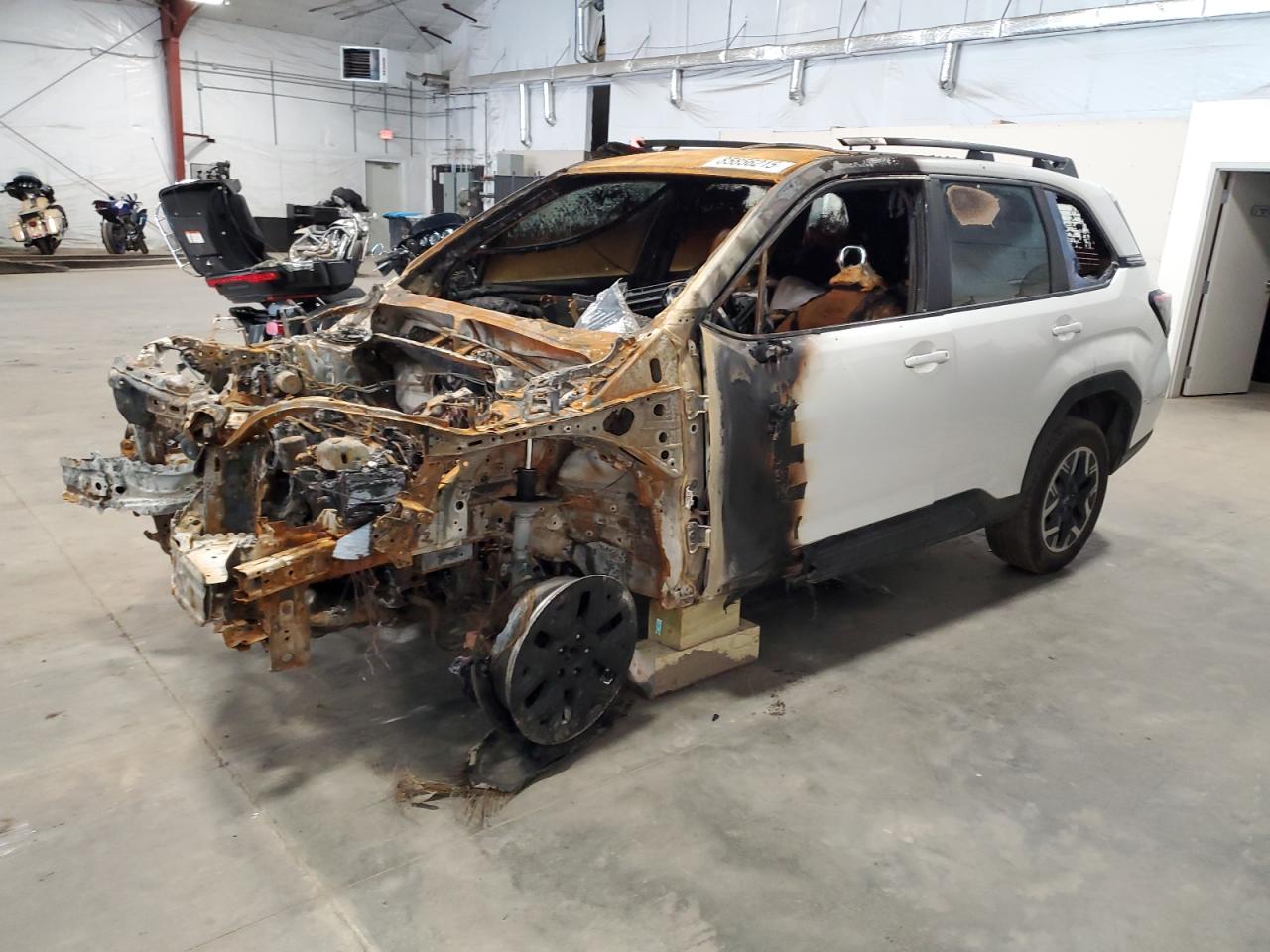 2025 Subaru Forester, VIN JF2SLDAC1SH423174 — Пожар в салоне