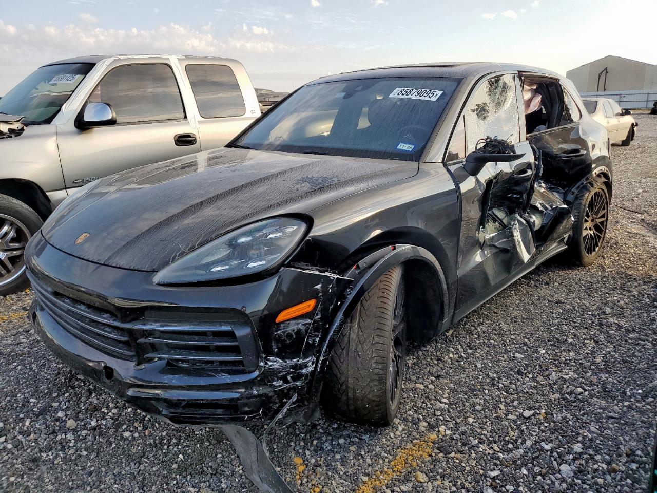2023 Porsche Cayenne S, VIN WP1AB2AY6PDA14842 — Side