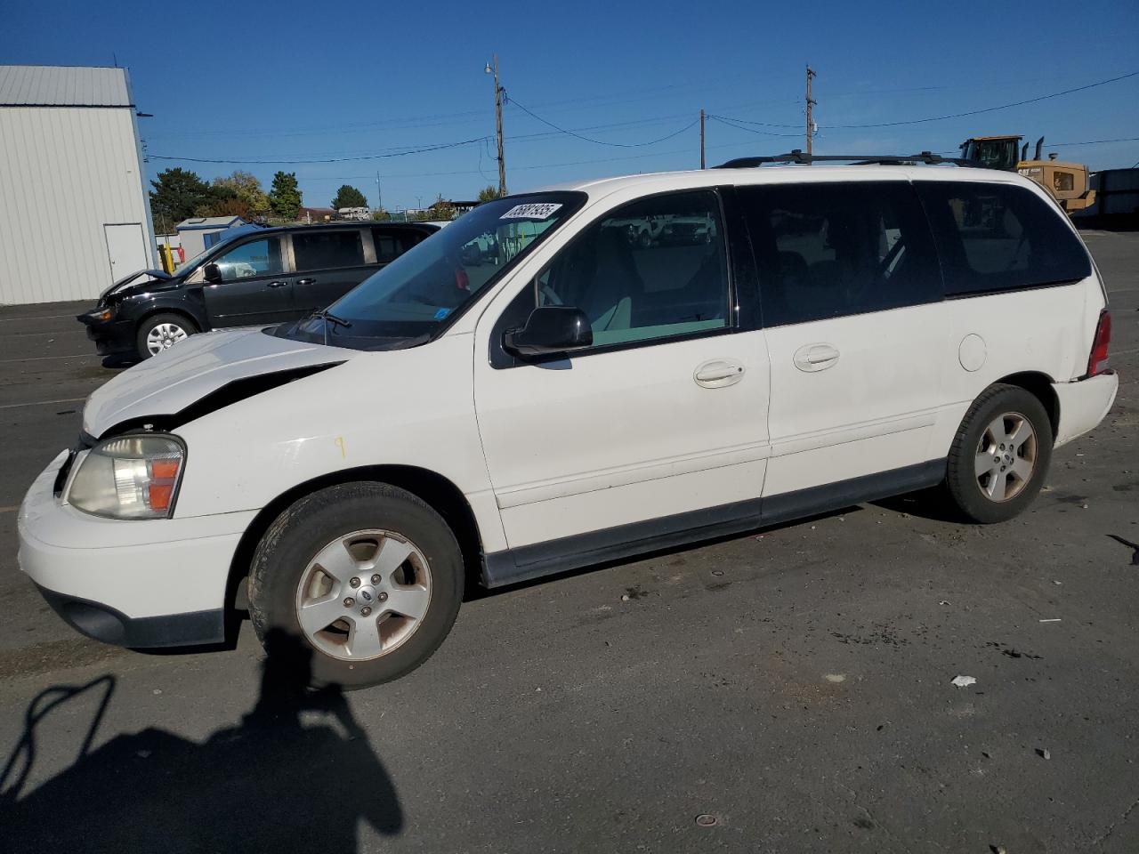 2005 Ford Freestar SES, VIN 2FMZA57675BA49256 — Rear end
