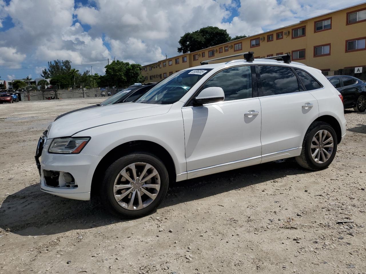 2016 Audi Q5 Premium, VIN WA1C2AFP9GA151371 — Front end