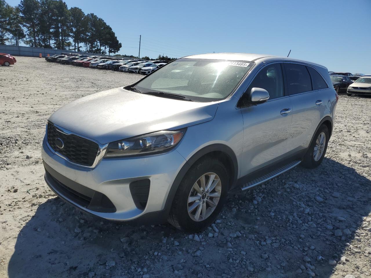 2019 Kia Sorento L, VIN 5XYPG4A39KG464394 — Minor dents and scratches