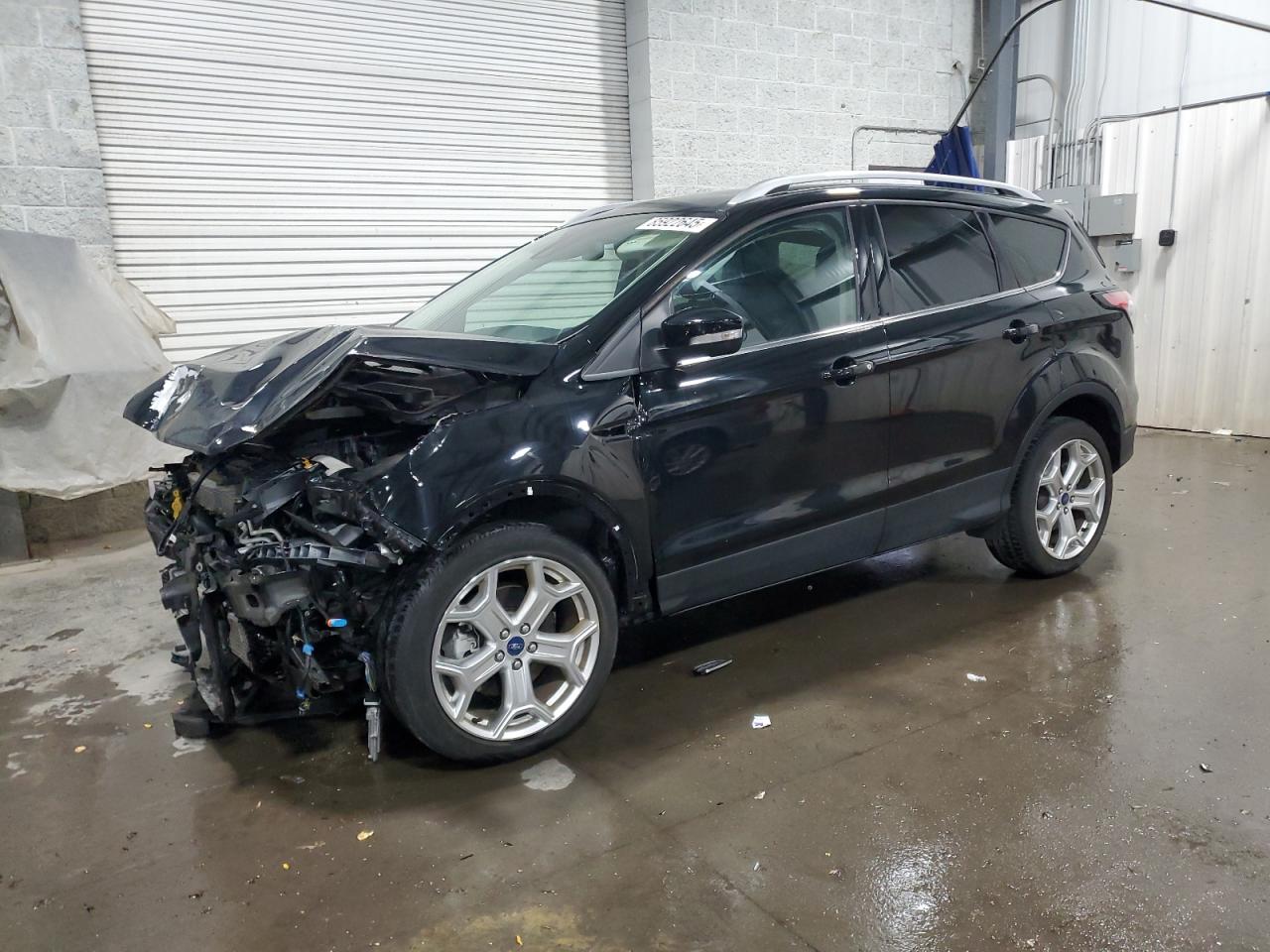 2018 Ford Escape Titanium, VIN 1FMCU9J96JUD21503 — Front end