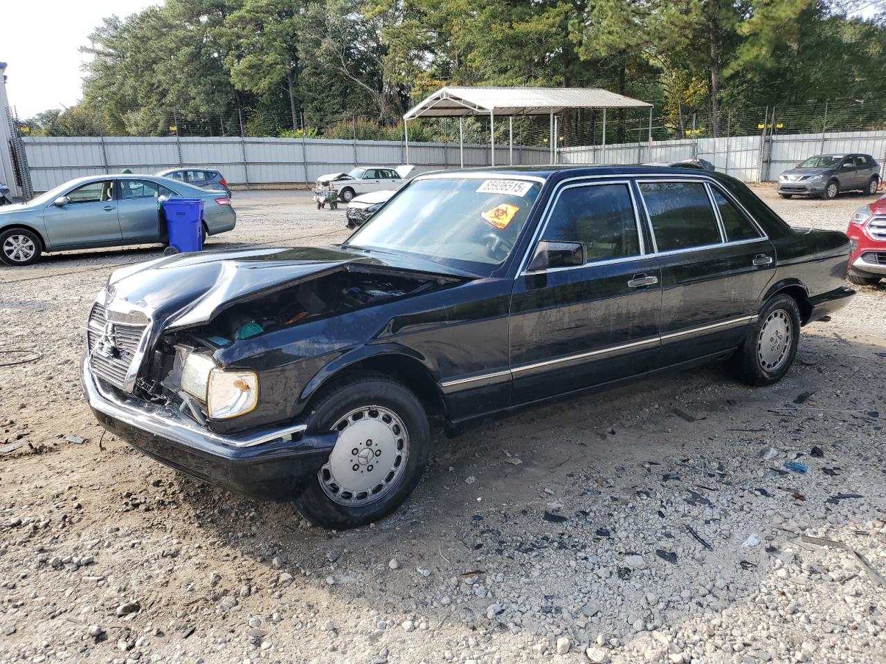 1990 Mercedes-Benz 420 SEL, VIN WDBCA35E9LA554957 — Front end