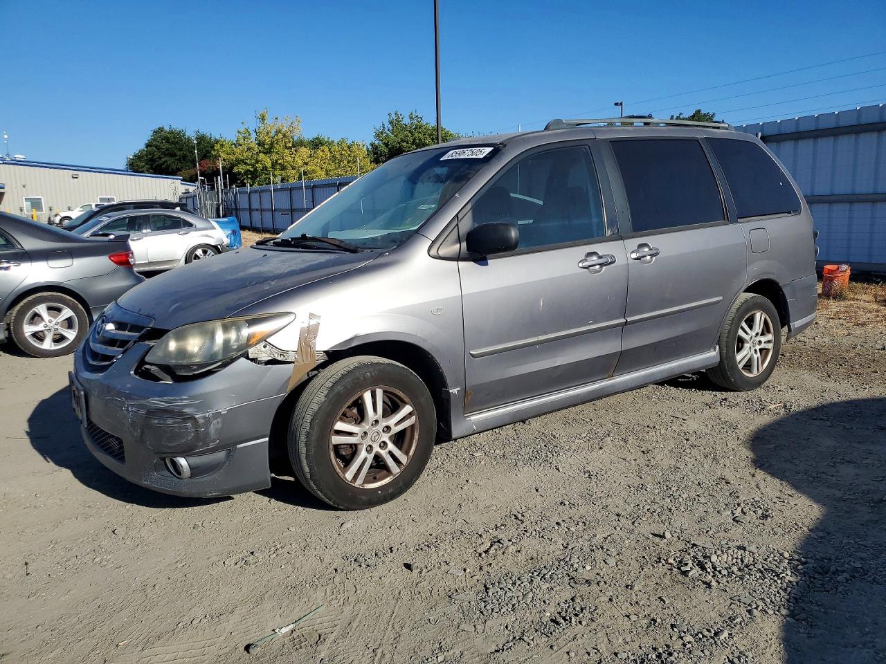 2005 Mazda MPV LX, VIN JM3LW28A350547816 — Перед