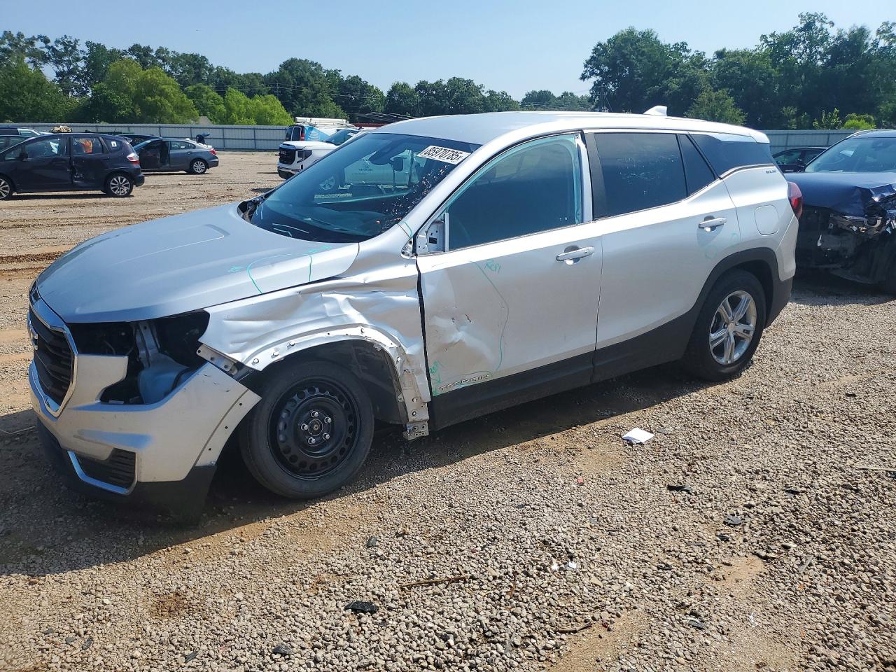 2022 GMC Terrain SLE, VIN 3GKALMEV4NL259452 — Front end