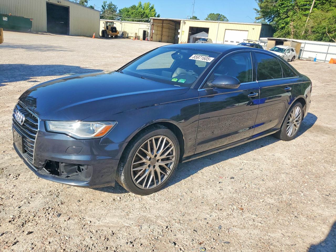 2016 Audi A6 Premium Plus, VIN WAUGFAFC0GN006881 — Мелкие вмятины и царапины