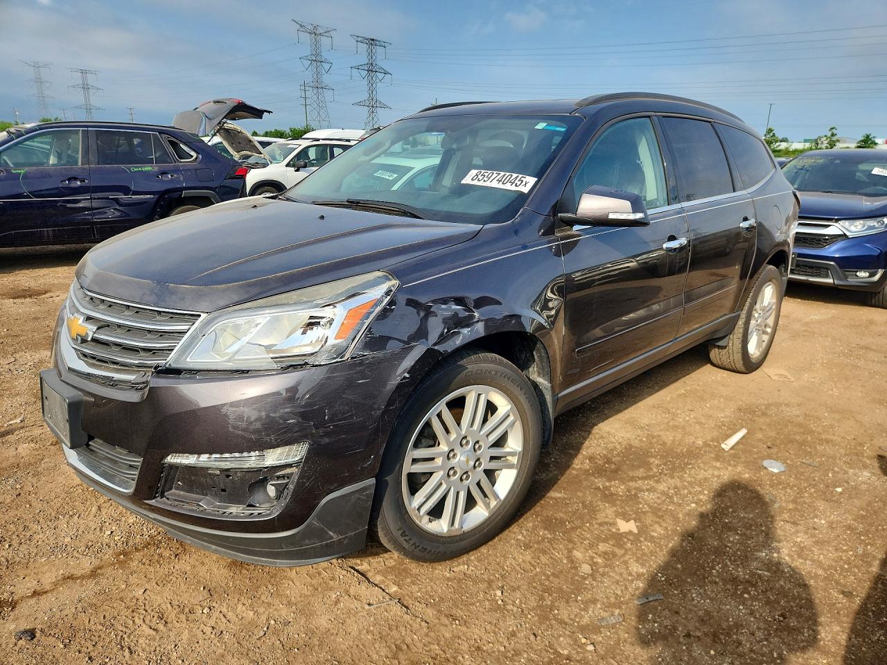 2015 Chevrolet Traverse LT, VIN 1GNKRGKD6FJ148753 — Перед