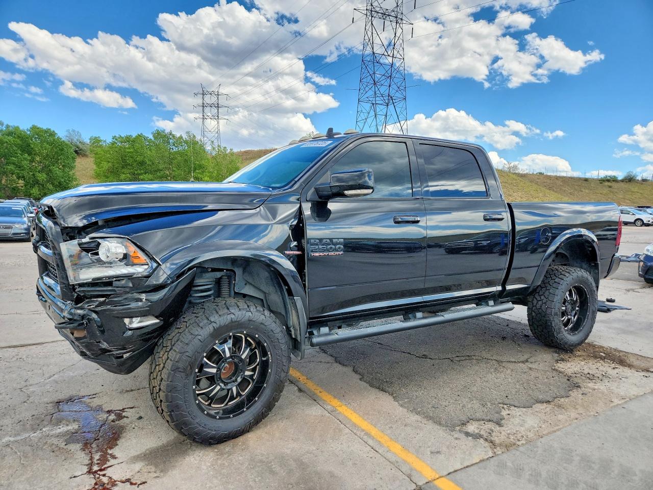 2017 Ram 2500 Laramie, VIN 3C6UR5FL1HG733243 — Front end