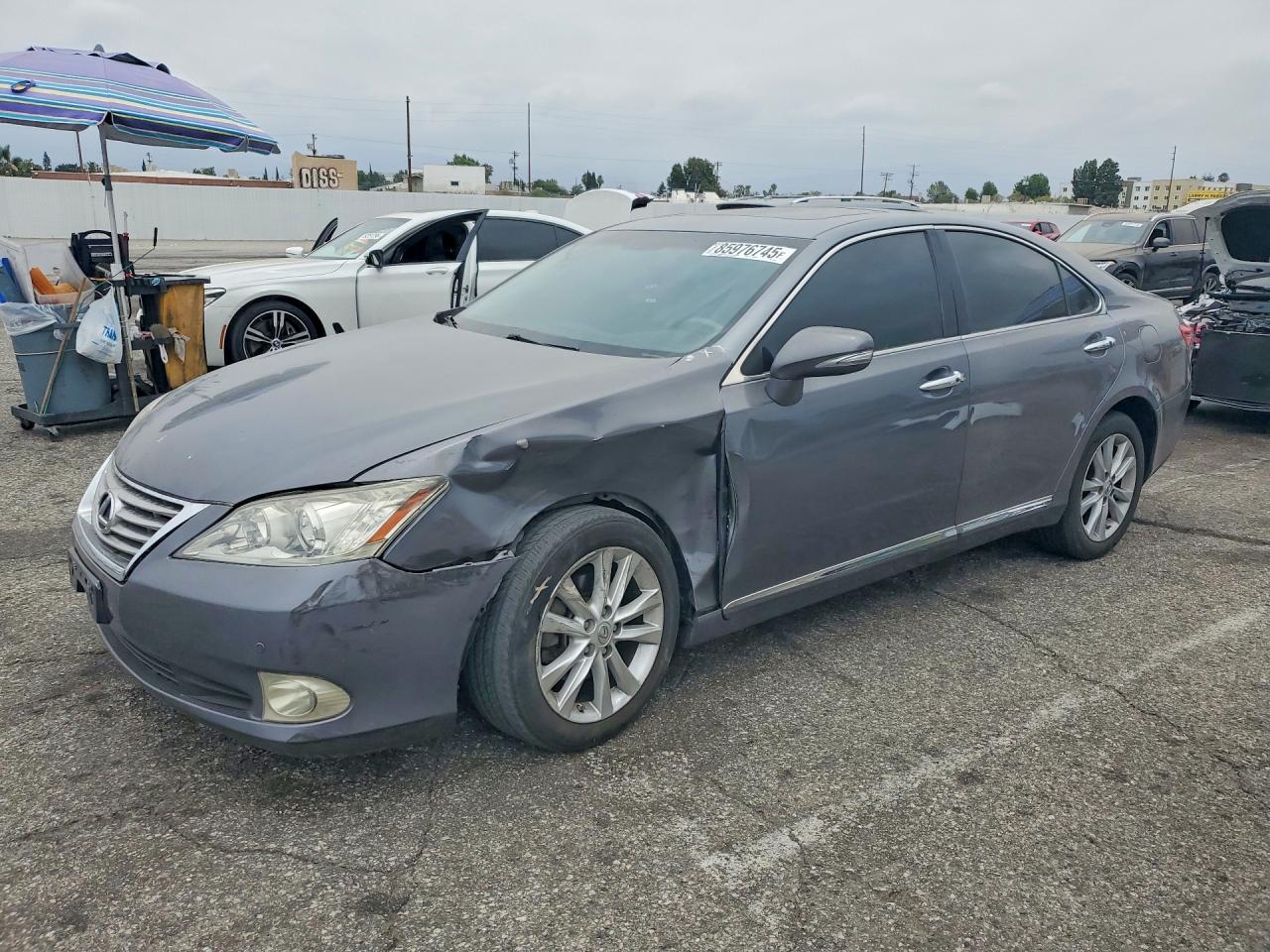 2012 Lexus ES 330, VIN JTHBK1EG8C2479340 — Перед