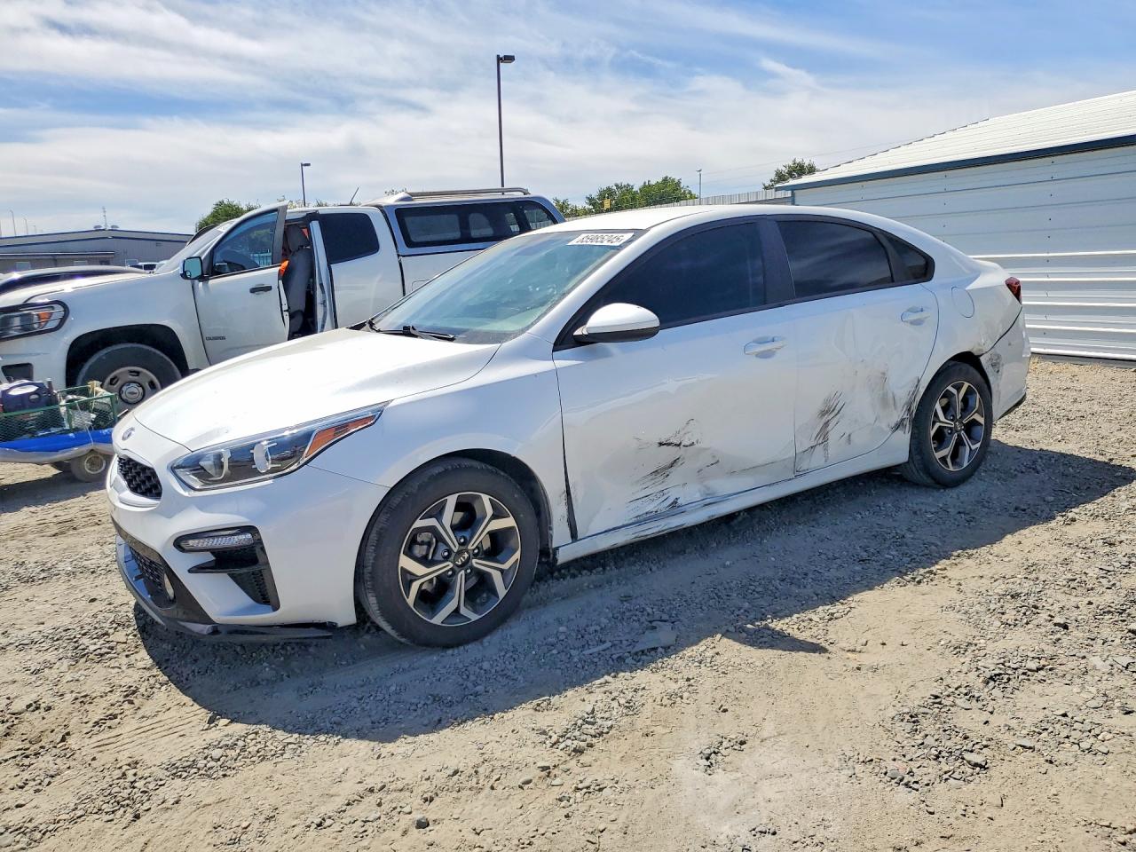 2021 Kia Forte LXS, VIN 3KPF24AD8ME351846 — Side