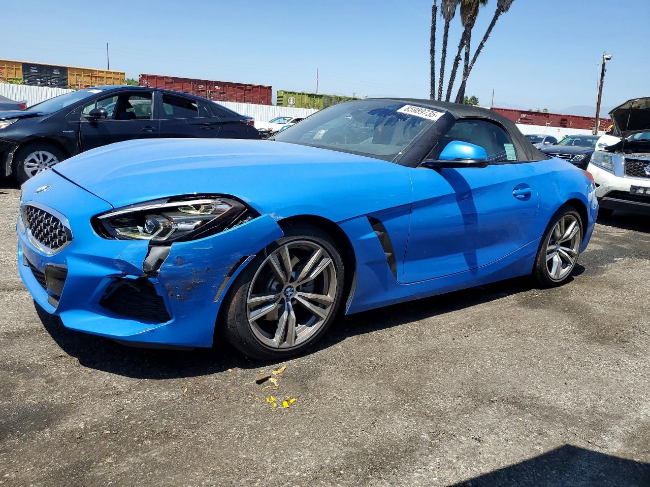 2020 BMW Z4 sDrive30i, VIN WBAHF3C06LWW54031 — Перед
