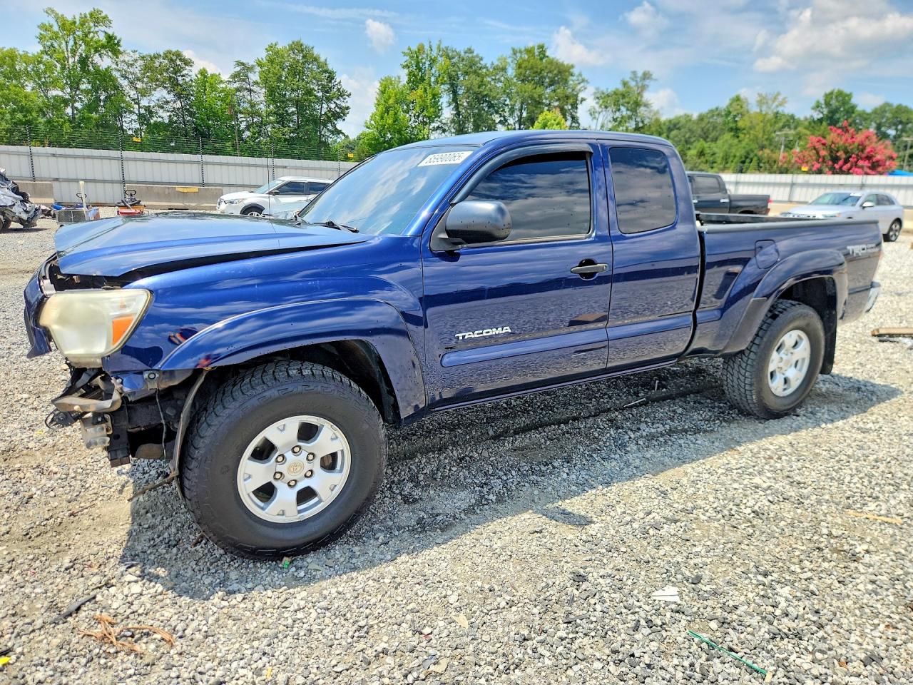 2012 Toyota Tacoma, VIN 5TFUU4EN4CX040899 — Front end