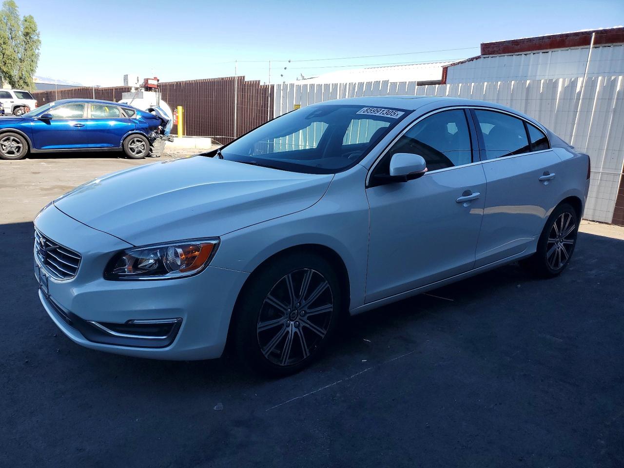 2018 Volvo S60 Inscription, VIN LYV402TK3JB167841 — Minor dents and scratches