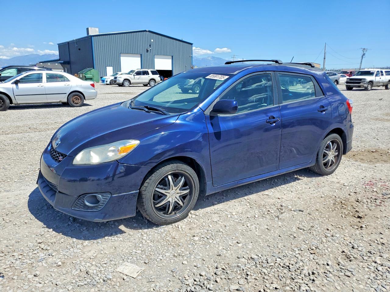 2009 Toyota Matrix S, VIN 2T1KE40E99C009215 — Front end