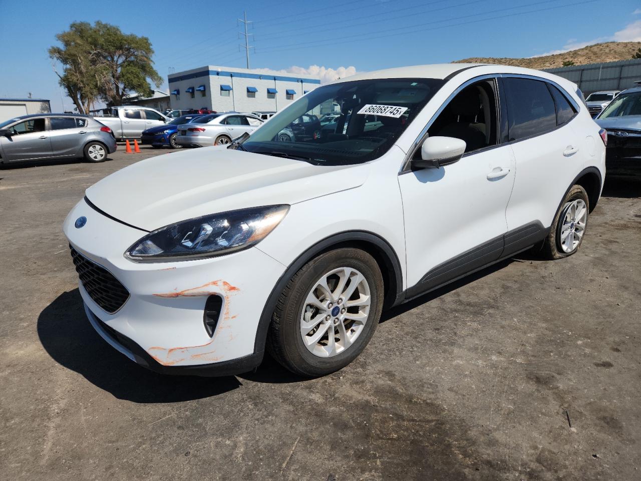 2020 Ford Escape SE, VIN 1FMCU0G66LUB06067 — Front end