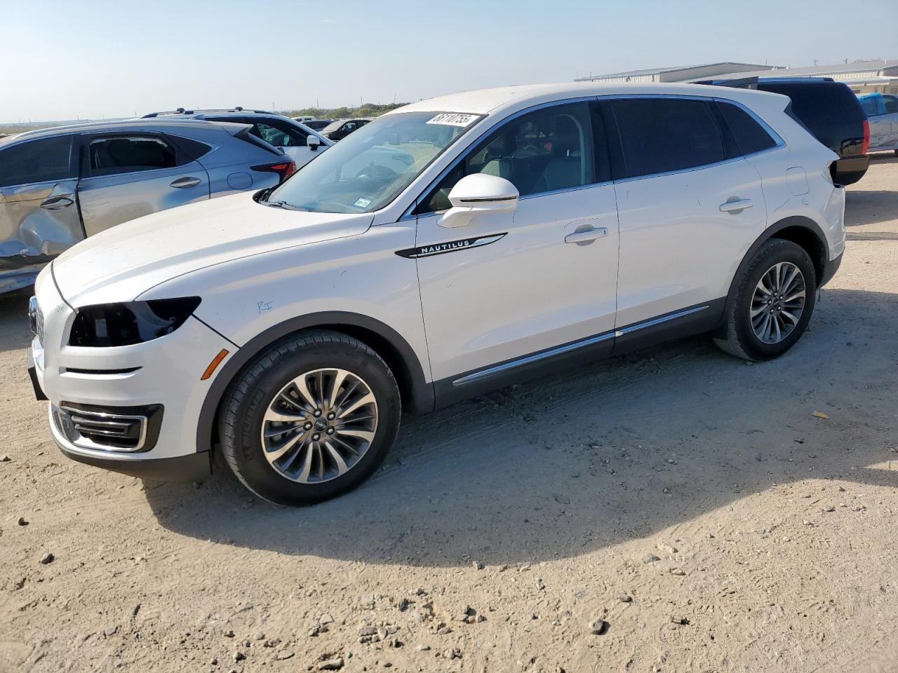 2019 Lincoln MKX Select, VIN 2LMPJ6KP5KBL19906 — Rear end