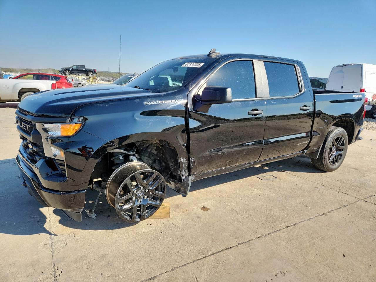 2024 Chevrolet Silverado 1500 Custom, VIN 3GCPDBEK1RG203688 — Фото с аукциона