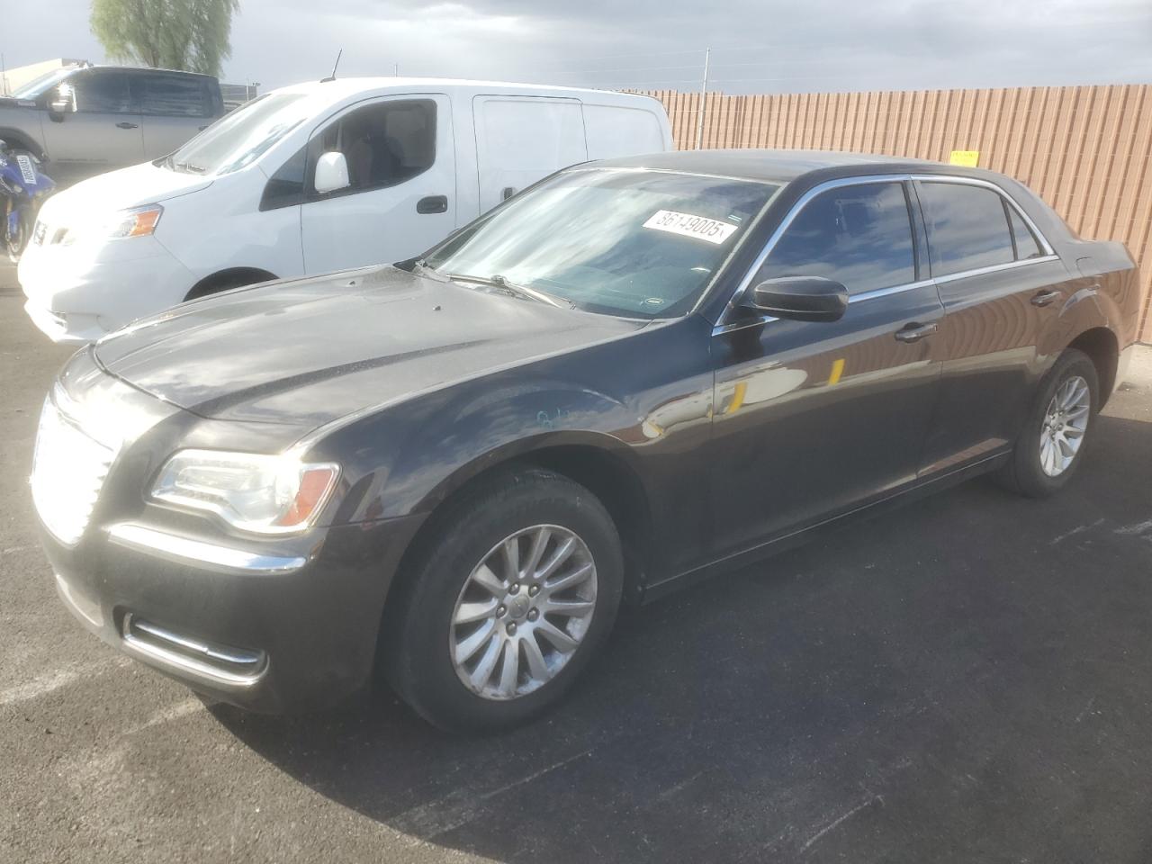 2012 Chrysler 300, VIN 2C3CCAAG4CH216962 — Днище