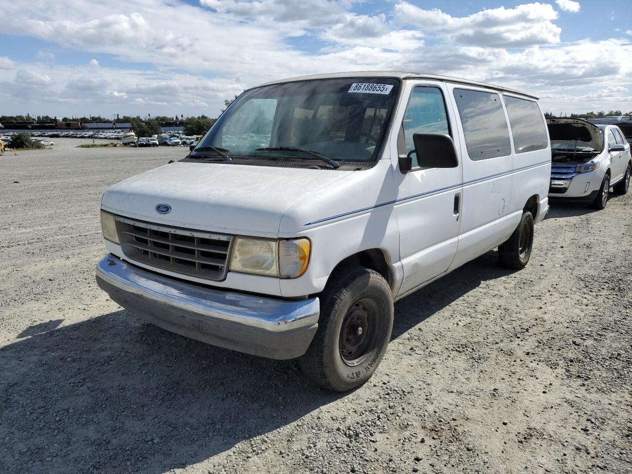 1996 Ford Econoline Cargo, VIN 1FMEE11H0THB20318 — Side