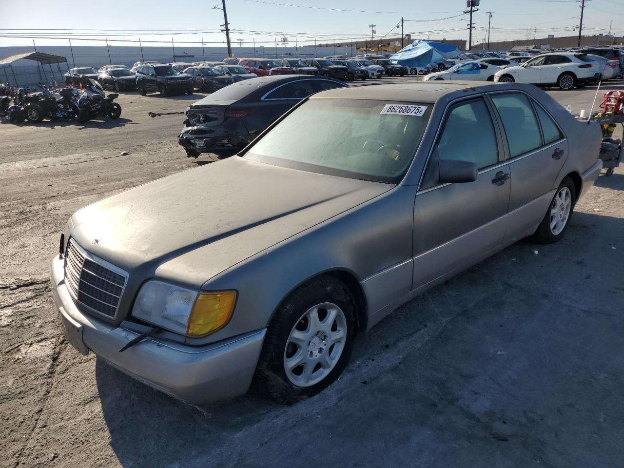 1993 Mercedes-Benz S 320, VIN WDBGA32E6PA125240 — Minor dents and scratches