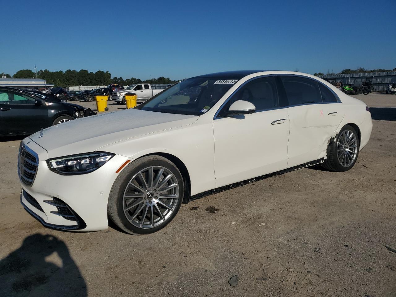 2023 Mercedes-Benz S 580, VIN W1K6G7GB1PA215094 — Side