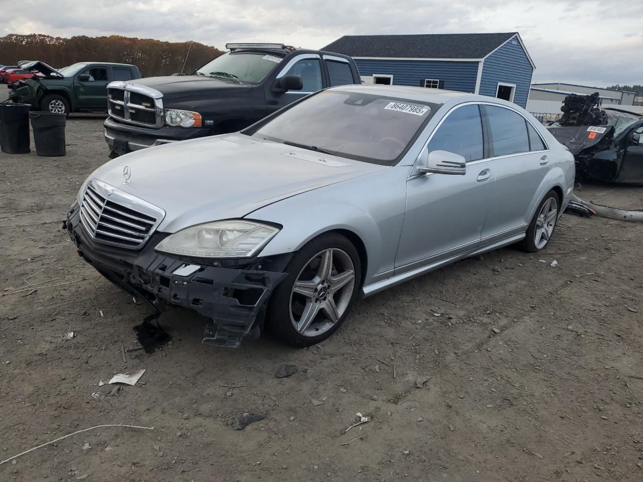 2010 Mercedes-Benz S 550, VIN WDDNG7BB5AA336933 — Front end