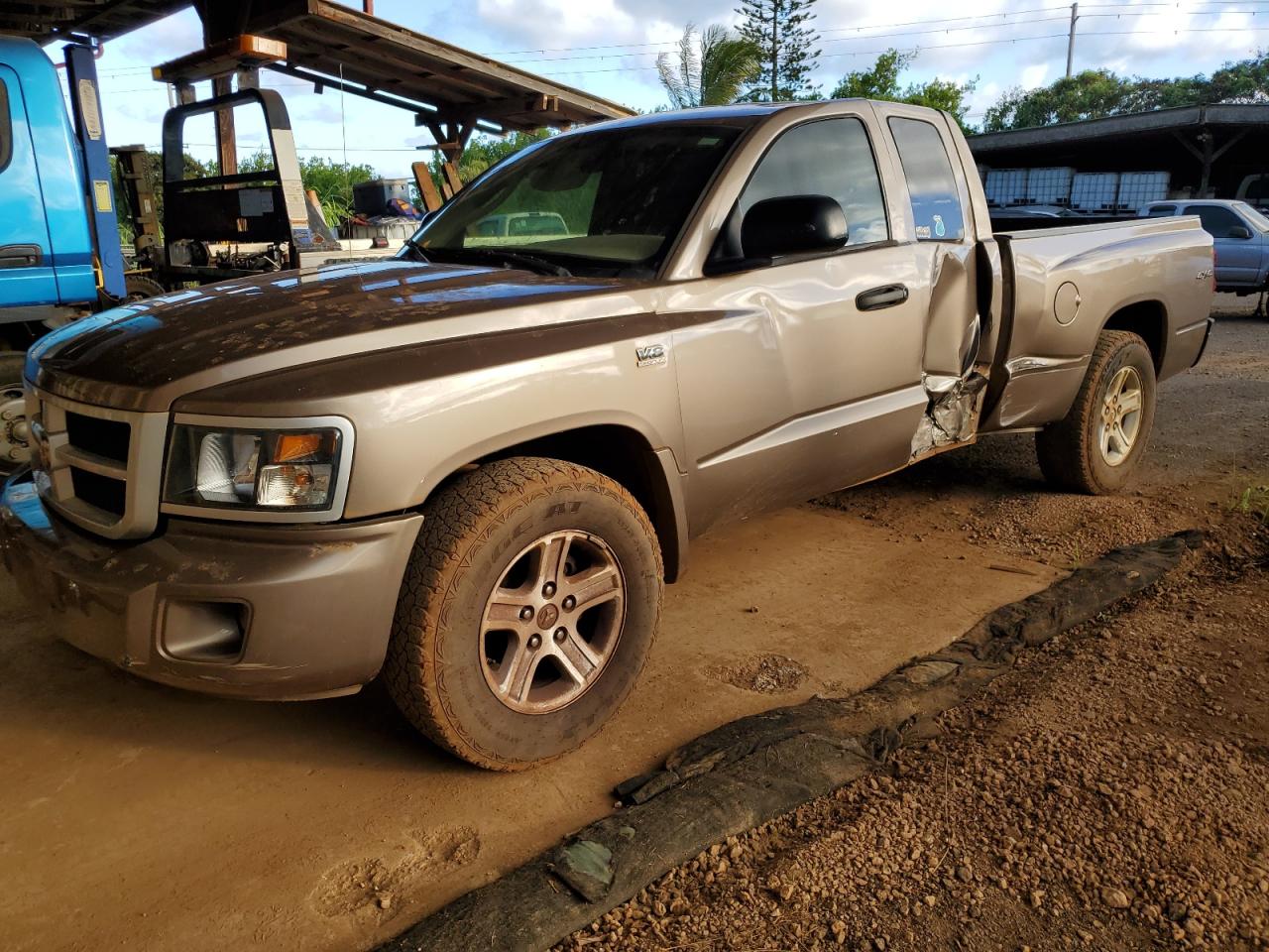 2010 Dodge Dakota Bighorn/Lonestar, VIN 1D7CW3BP4AS131791 — Side