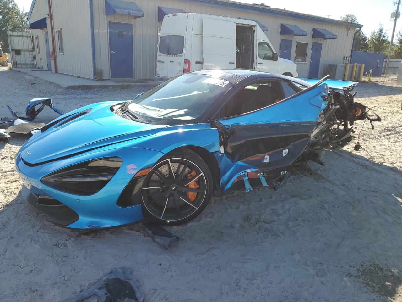 2020 McLaren 720S, VIN SBM14FCA5LW004988 — Rear end