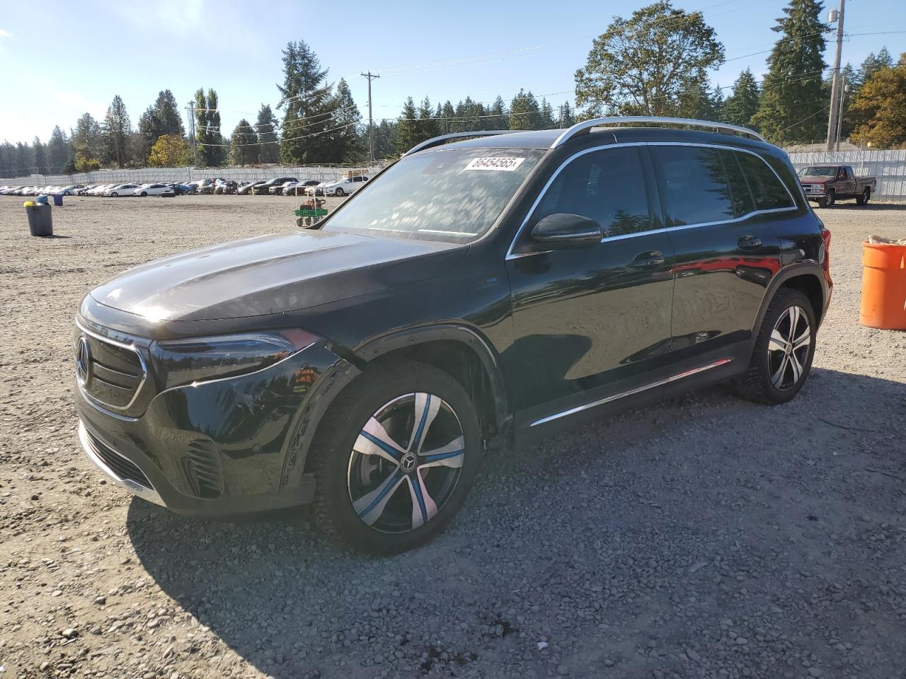 2022 Mercedes-Benz EQB 350, VIN W1N9M1DB1NN011413 — Front end