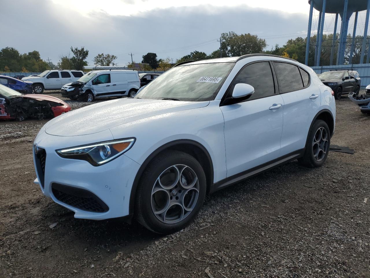 2022 Alfa Romeo Stelvio Sprint, VIN ZASPAKAN6N7D41801 — Minor dents and scratches