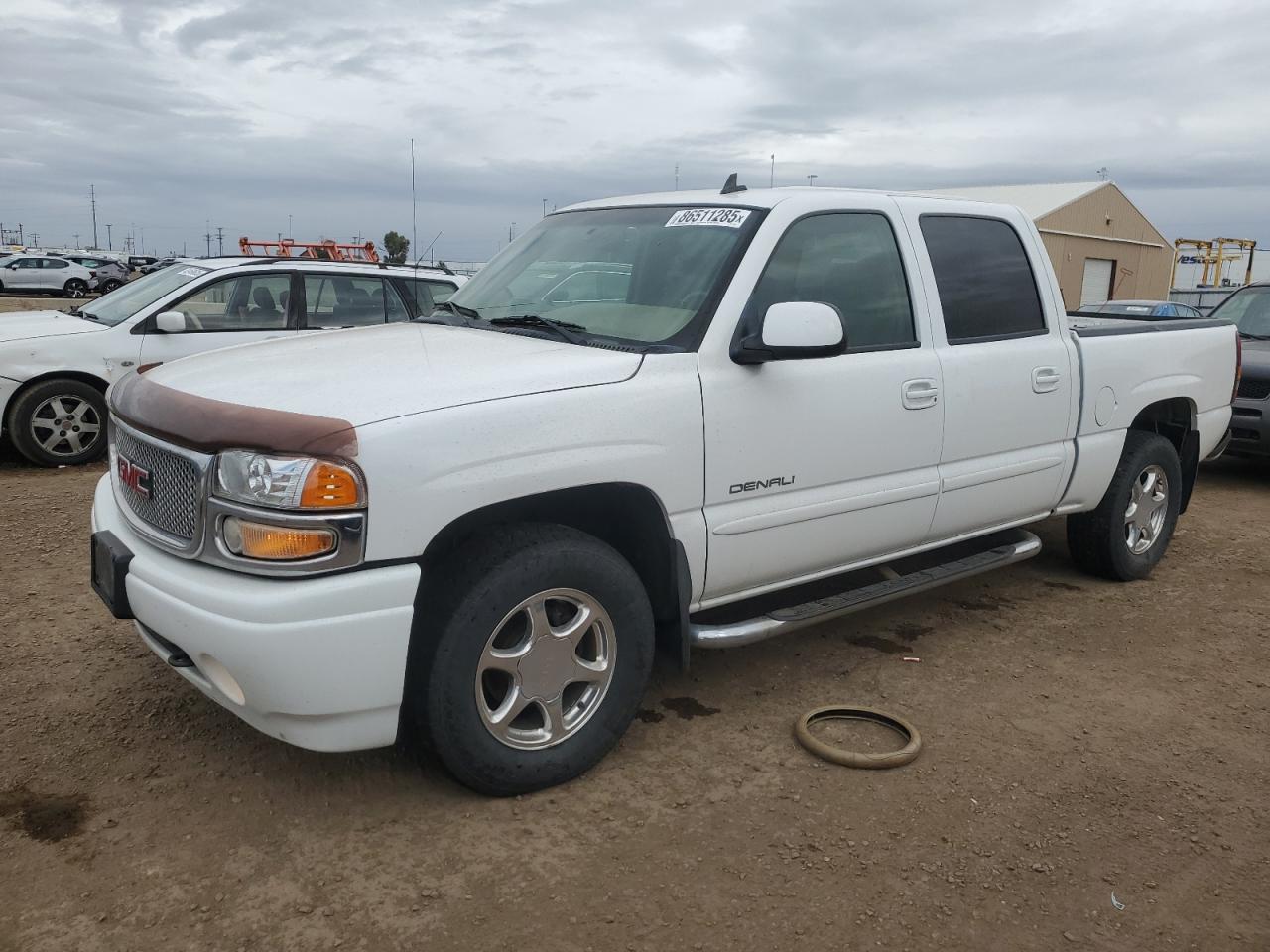 2006 GMC Sierra Denali, VIN 2GTEK63N961124470 — Rear end