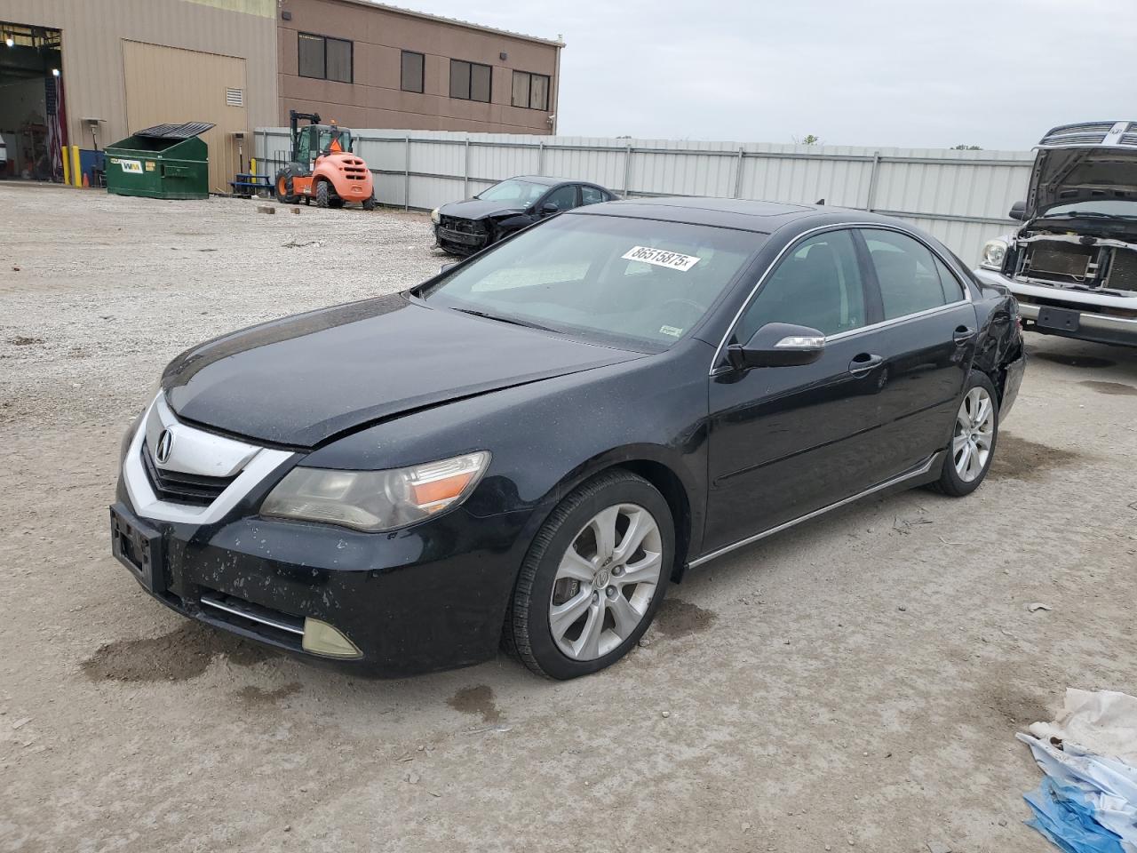 2010 Acura RL Technology, VIN JH4KB2F64AC000575 — Side