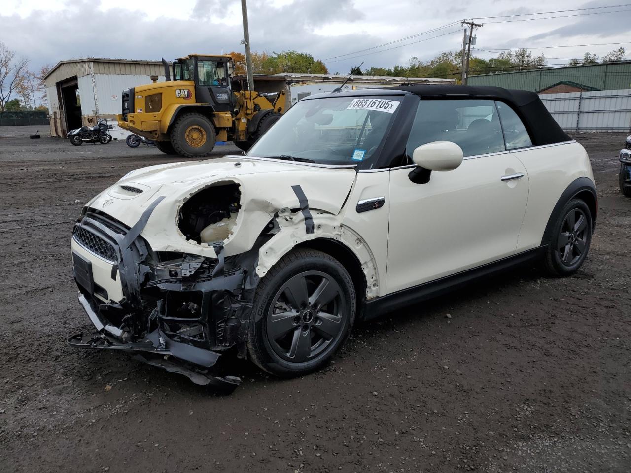 2022 MINI Convertible Cooper S, VIN WMW43DL09N3N67340 — Перед