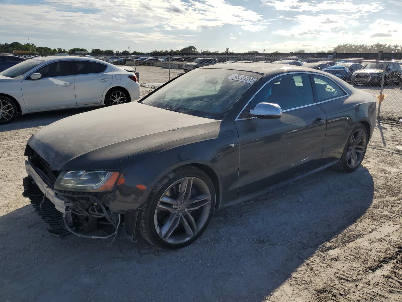 2012 Audi S5 Prestige, VIN WAUVVAFR7CA001788 — Front end