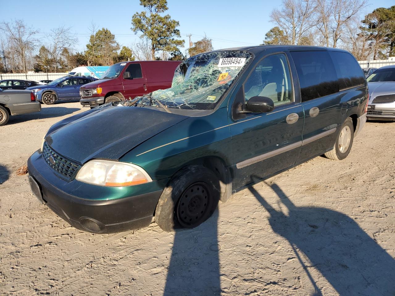 2002 Ford Windstar LX, VIN 2FMZA50472BB81387 — Front end