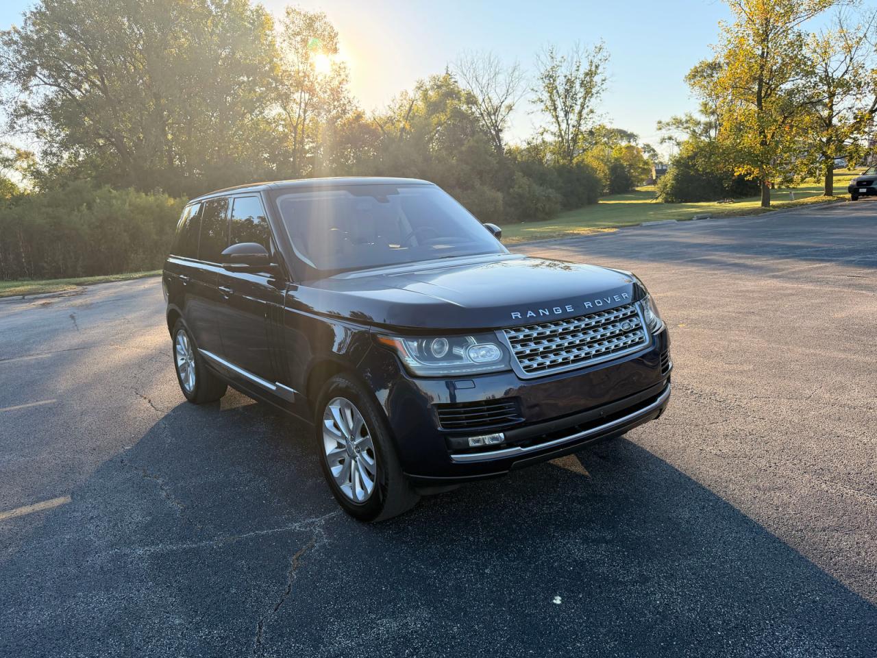 2016 Land Rover Range Rover HSE, VIN SALGS2VF5GA263311 — Перед