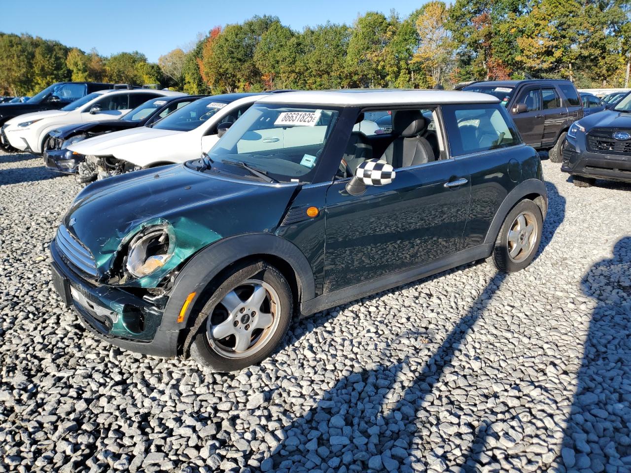 2010 MINI Hardtop, VIN WMWMF3C5XATZ64904 — Front end