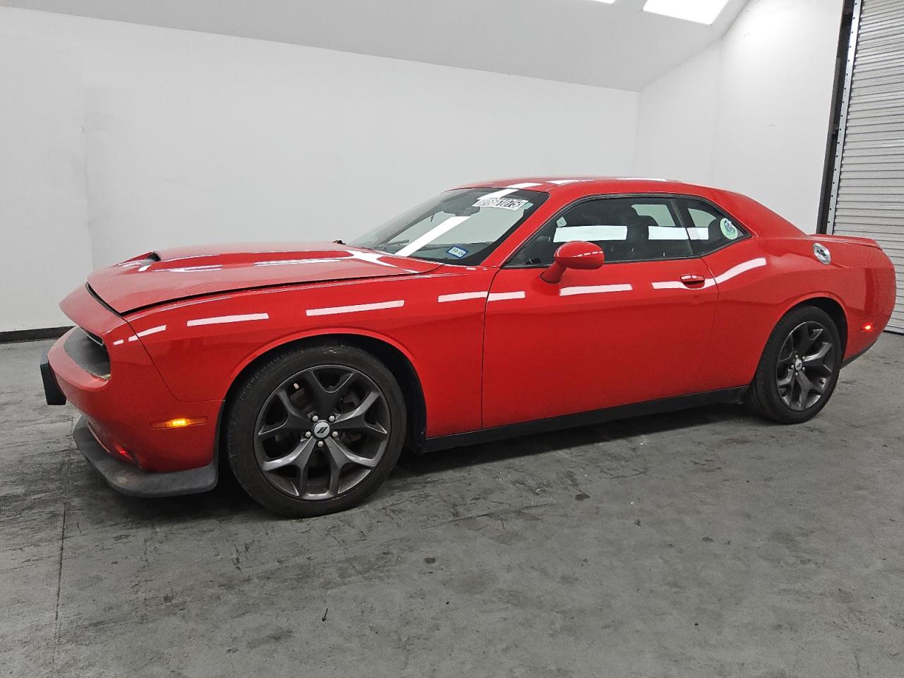 2019 Dodge Challenger R/T, VIN 2C3CDZBT3KH530365 — Фото с аукциона 1 of 12