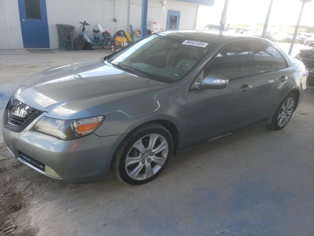 2010 Acura RL Technology, VIN JH4KB2F64AC000463 — Mechanical