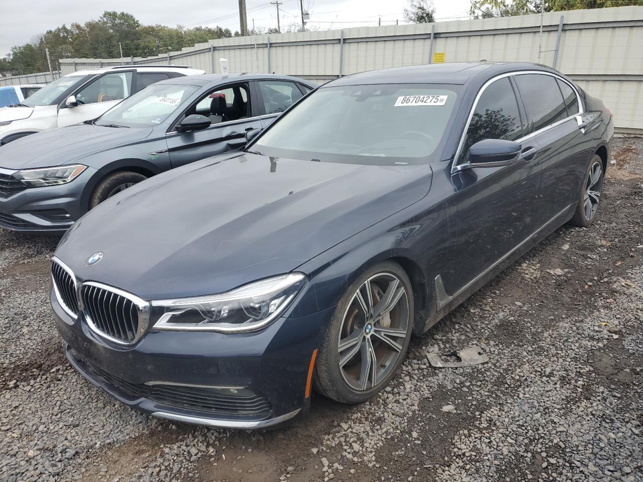 2016 BMW 7 Series 750i xDrive, VIN WBA7F2C55GG415720 — Front end